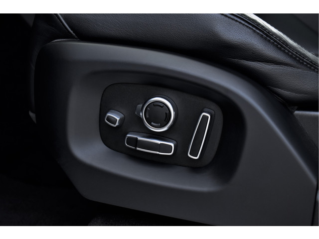 Land Rover Range Rover Sport 5.0 V8 Supercharged SVR 551pk Pano Carplay Xenon Led Keyless Schaalstoelen Cameras Luchtvering Lmv22''