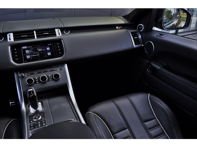 Land Rover Range Rover Sport 5.0 V8 Supercharged SVR 551pk Pano Carplay Xenon Led Keyless Schaalstoelen Cameras Luchtvering Lmv22''