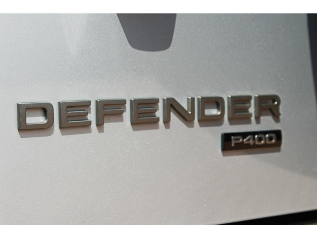 Land Rover Defender 3.0 P400 110 X-Dynamic HSE MHEV MY 2023, Adaptive cruise, Koelbare voortstoelen, Panoramisch schuifdak
