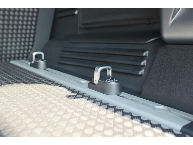 Land Rover Defender 3.0 P400 110 X-Dynamic HSE MHEV MY 2023, Adaptive cruise, Koelbare voortstoelen, Panoramisch schuifdak