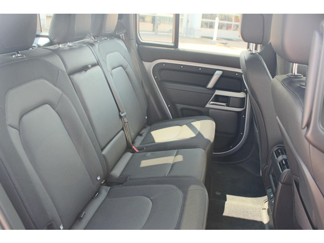 Land Rover Defender 3.0 P400 110 X-Dynamic HSE MHEV MY 2023, Adaptive cruise, Koelbare voortstoelen, Panoramisch schuifdak