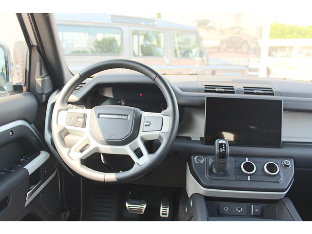 Land Rover Defender 3.0 P400 110 X-Dynamic HSE MHEV MY 2023, Adaptive cruise, Koelbare voortstoelen, Panoramisch schuifdak