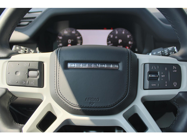 Land Rover Defender 3.0 P400 110 X-Dynamic HSE MHEV MY 2023, Adaptive cruise, Koelbare voortstoelen, Panoramisch schuifdak
