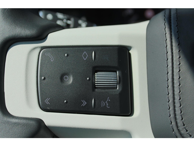 Land Rover Defender 3.0 P400 110 X-Dynamic HSE MHEV MY 2023, Adaptive cruise, Koelbare voortstoelen, Panoramisch schuifdak