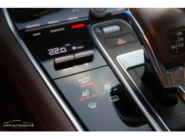 Porsche Panamera Sport Turismo 4.0 Turbo S E-Hybrid Keramisch 686PK