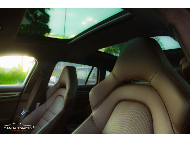 Porsche Panamera Sport Turismo 4.0 Turbo S E-Hybrid Keramisch 686PK