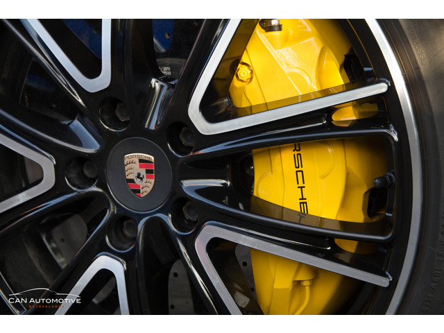 Porsche Panamera Sport Turismo 4.0 Turbo S E-Hybrid Keramisch 686PK