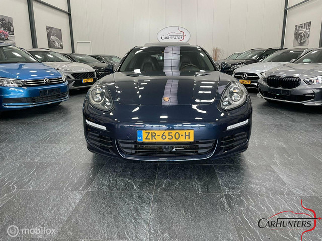 Porsche Panamera 3.0 D Platinum Edition