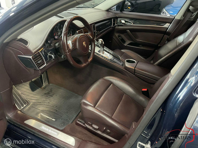 Porsche Panamera 3.0 D Platinum Edition