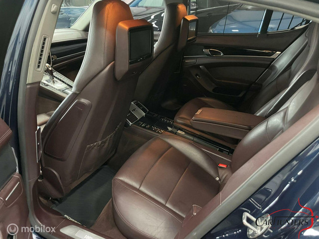 Porsche Panamera 3.0 D Platinum Edition