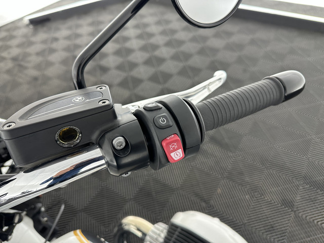 BMW R 18 Classic Option-719 *REVERSE GEAR | CRUISE | LEATHER | LED-LIGHTS | ABS | ESP | AIRSCARF | SIDE-CASES | HANDLE-HEATING*