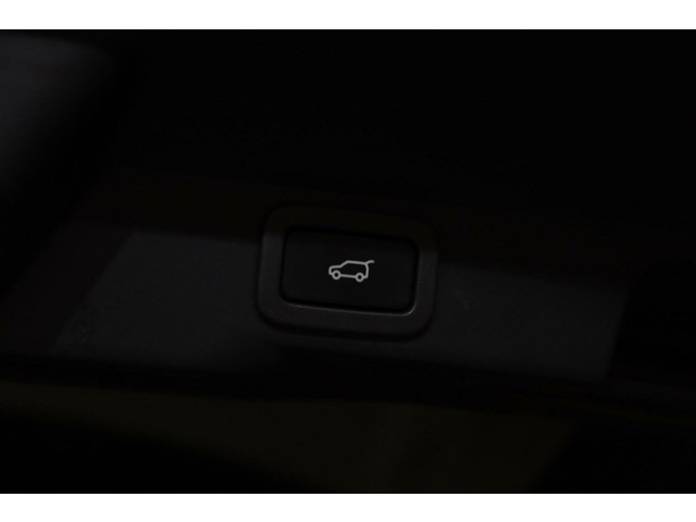 Land Rover Range Rover Sport 5.0 V8 SVR|Dealer|HUD|Carbon|Pano|