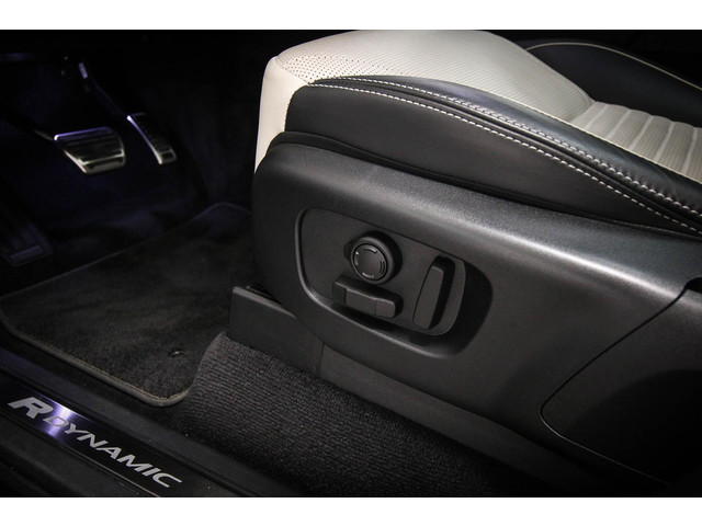 Land Rover Discovery 3.0 D300 R-Dynamic HSE 7p. | PANORAMADAK | DAB | APPLE | 360 CAMERA | TREKHAAK EL. | 22 | COLD   HOT CLIMATE- PACK