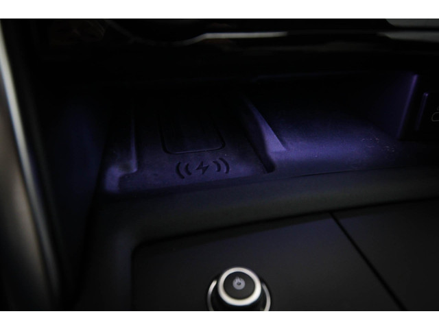 Land Rover Discovery 3.0 D300 R-Dynamic HSE 7p. | PANORAMADAK | DAB | APPLE | 360 CAMERA | TREKHAAK EL. | 22 | COLD   HOT CLIMATE- PACK