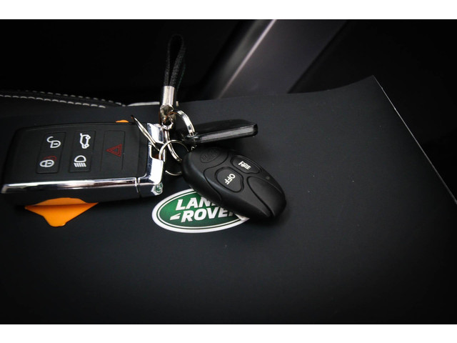 Land Rover Discovery 3.0 D300 R-Dynamic HSE 7p. | PANORAMADAK | DAB | APPLE | 360 CAMERA | TREKHAAK EL. | 22 | COLD   HOT CLIMATE- PACK
