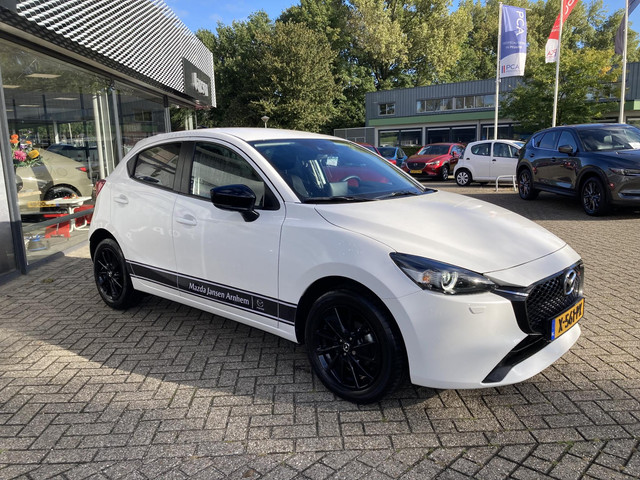 mazda-2-1.5-e-skyactiv-g-90-homura---demovoordeel--4.090---apple-carplay--lmv-16-inch--camera--pdc--clima--cruise--stuur-stoelverwarmin