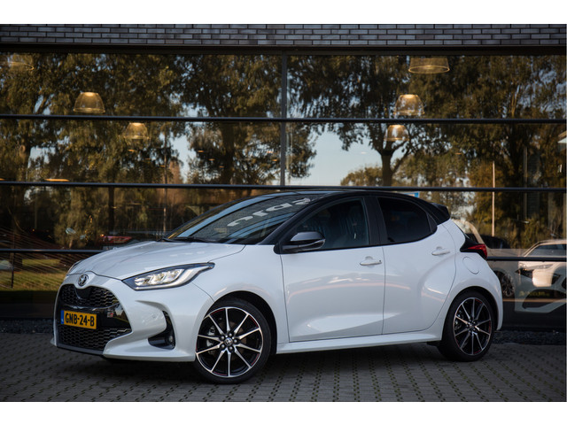 toyota-yaris-1.5-hybrid-gr-sport---panorama-dak--head-up-display--adaptive-cruise--vol-
