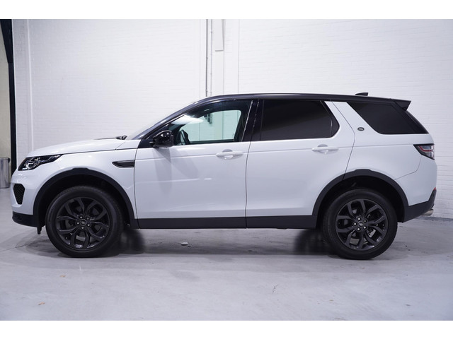 Land Rover Discovery Sport 2.0 TD4 180 PK Landmark Grijs Kenteken 2-Zits Navi Marge Auto, Panoramadak, Cruise control, Trekhaak 2200 kg