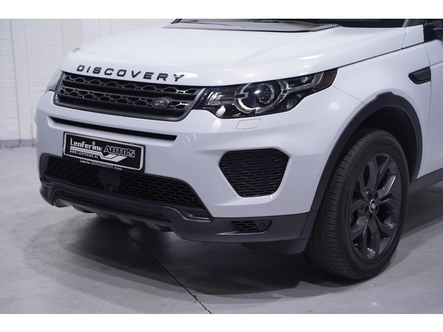 Land Rover Discovery Sport 2.0 TD4 180 PK Landmark Grijs Kenteken 2-Zits Navi Marge Auto, Panoramadak, Cruise control, Trekhaak 2200 kg
