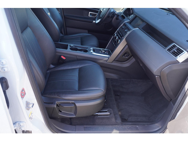 Land Rover Discovery Sport 2.0 TD4 180 PK Landmark Grijs Kenteken 2-Zits Navi Marge Auto, Panoramadak, Cruise control, Trekhaak 2200 kg