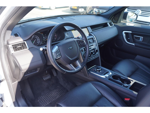 Land Rover Discovery Sport 2.0 TD4 180 PK Landmark Grijs Kenteken 2-Zits Navi Marge Auto, Panoramadak, Cruise control, Trekhaak 2200 kg