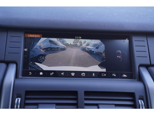 Land Rover Discovery Sport 2.0 TD4 180 PK Landmark Grijs Kenteken 2-Zits Navi Marge Auto, Panoramadak, Cruise control, Trekhaak 2200 kg