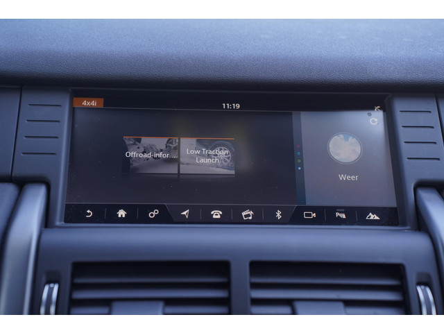 Land Rover Discovery Sport 2.0 TD4 180 PK Landmark Grijs Kenteken 2-Zits Navi Marge Auto, Panoramadak, Cruise control, Trekhaak 2200 kg