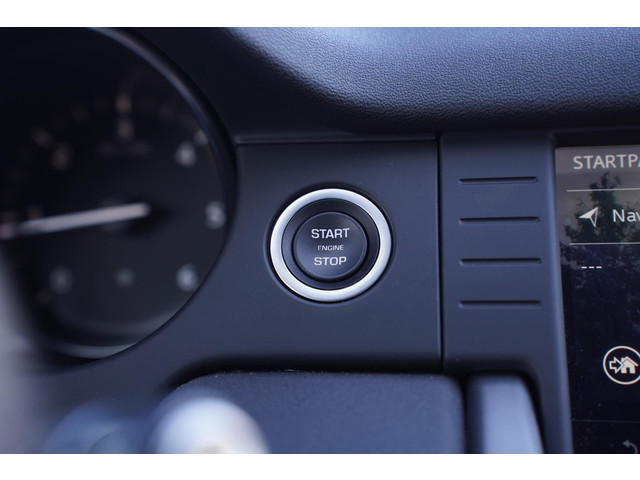 Land Rover Discovery Sport 2.0 TD4 180 PK Landmark Grijs Kenteken 2-Zits Navi Marge Auto, Panoramadak, Cruise control, Trekhaak 2200 kg
