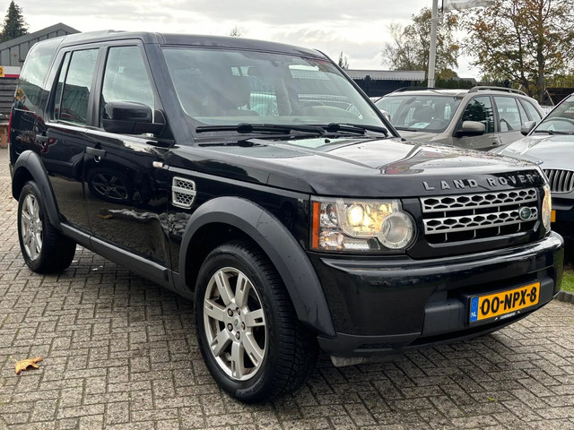 Land Rover Discovery 3.0 TDV6 Zwart 2010 Trekhaak OH Historie