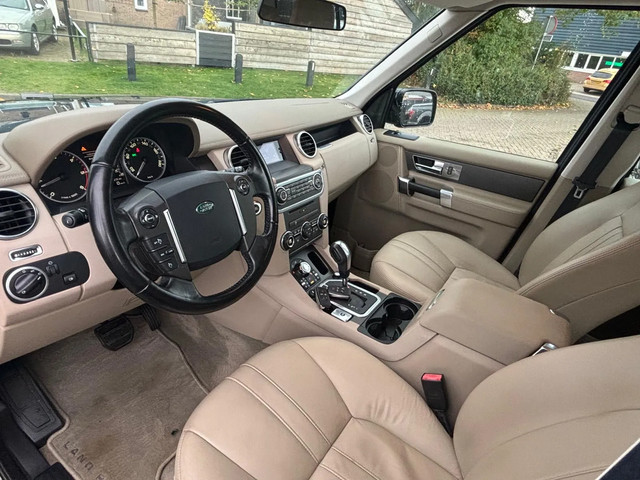 Land Rover Discovery 3.0 TDV6 Zwart 2010 Trekhaak OH Historie
