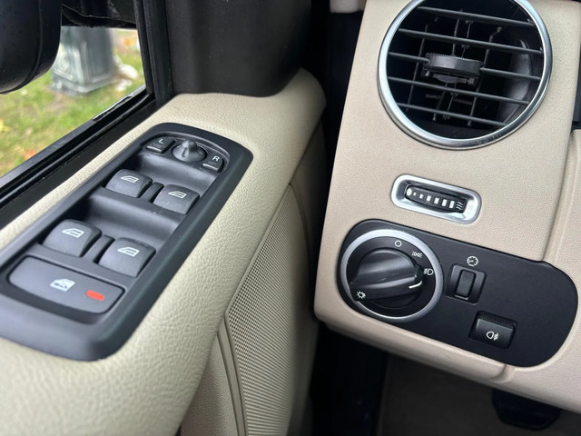 Land Rover Discovery 3.0 TDV6 Zwart 2010 Trekhaak OH Historie