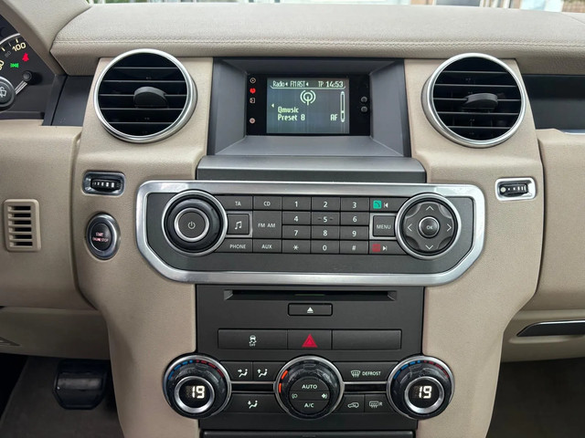 Land Rover Discovery 3.0 TDV6 Zwart 2010 Trekhaak OH Historie