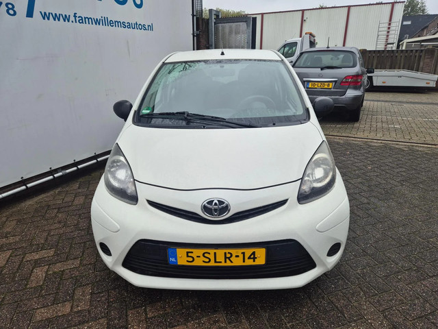 toyota-aygo-1.0-vvt-i-now-5-drs-airco