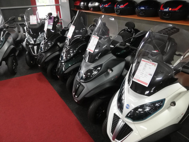 Piaggio MP3 500 LT   ABS 55 stuks op voorraad v.a € 4250, Piaggio  MP3 500 LT   ABS 55 stuks op voorraad v.a € 4250, !!