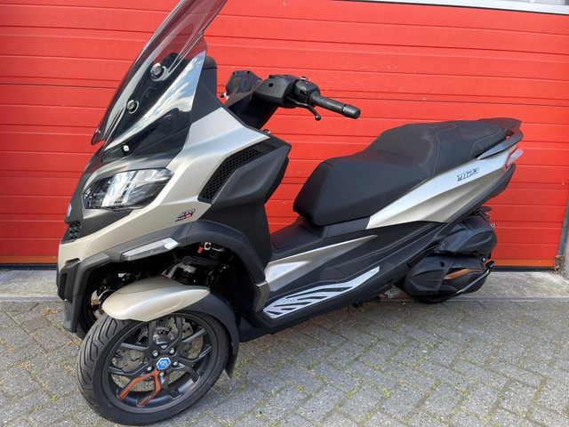 piaggio-mp3-400-530-hpe-rst-nieuw-en-gebruikt