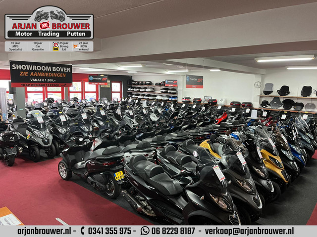 piaggio-mp3-2-3-4-500-nu-200-stuks