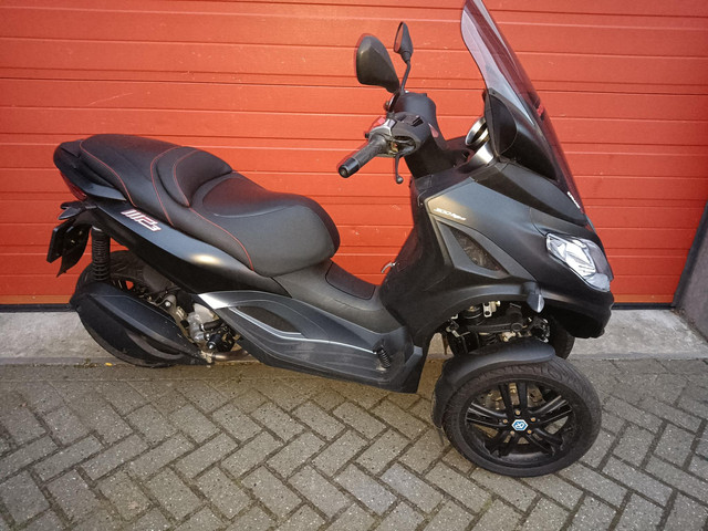 Piaggio MP3 310 E5+ 300 HPE 15 stuks op voorraad nieuw en