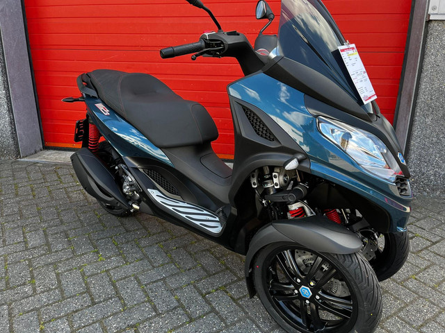 Piaggio MP3 300 HPE Sport 15 stuks nieuw en gebruikt ! Piaggio  MP3 300 HPE Sport 15 stuks nieuw en gebruikt !