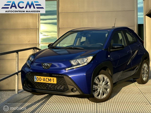 toyota-aygo-x-1.0-vvt-i-s-cvt-play