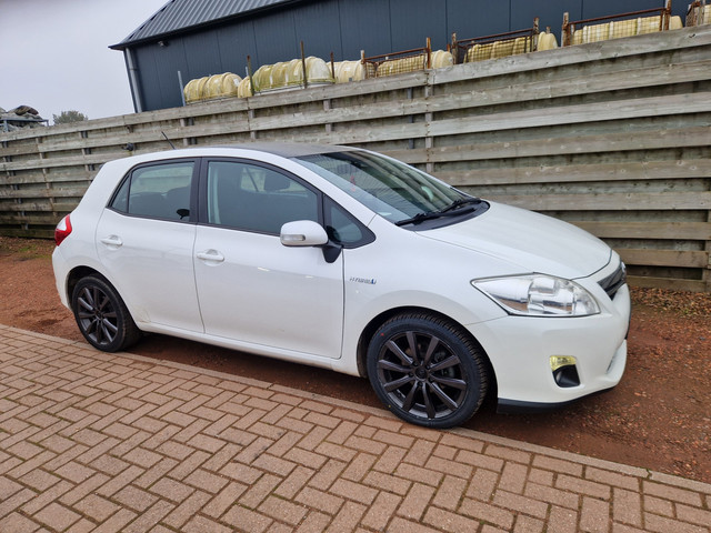 toyota-auris-1.8-full-hybrid-aspiration-navigatie