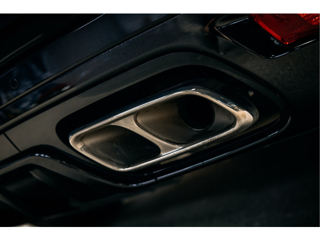 Land Rover Range Rover Sport P575 SVR | verwarming & ventilatie | 23' Vossen | Meridian | Carbon | Head-Up |