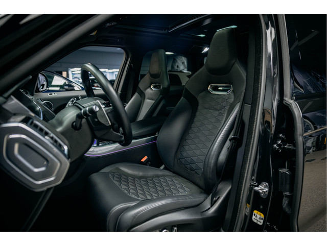 Land Rover Range Rover Sport P575 SVR | verwarming & ventilatie | 23' Vossen | Meridian | Carbon | Head-Up |