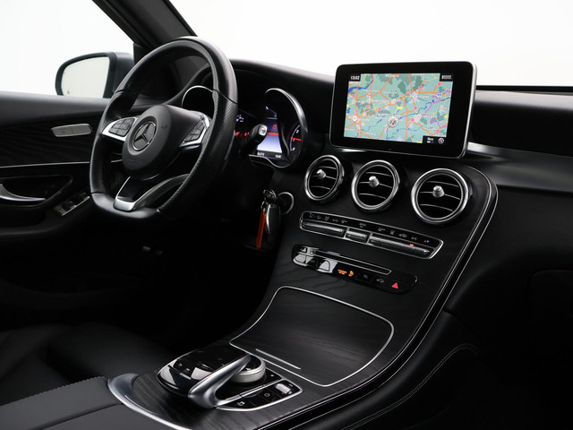 Mercedes-Benz GLC 350e PLUG-IN HYBRID 320 PK 4MATIC AMG SPORT + WEGKL. TREKHAAK   PANORAMA   LEDER   CAMERA