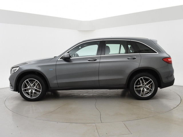 Mercedes-Benz GLC 350e PLUG-IN HYBRID 320 PK 4MATIC AMG SPORT + WEGKL. TREKHAAK   PANORAMA   LEDER   CAMERA