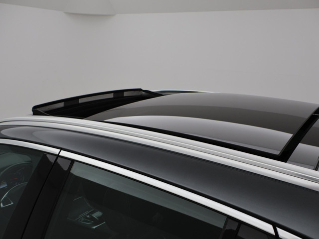 Mercedes-Benz GLC 350e PLUG-IN HYBRID 320 PK 4MATIC AMG SPORT + WEGKL. TREKHAAK   PANORAMA   LEDER   CAMERA