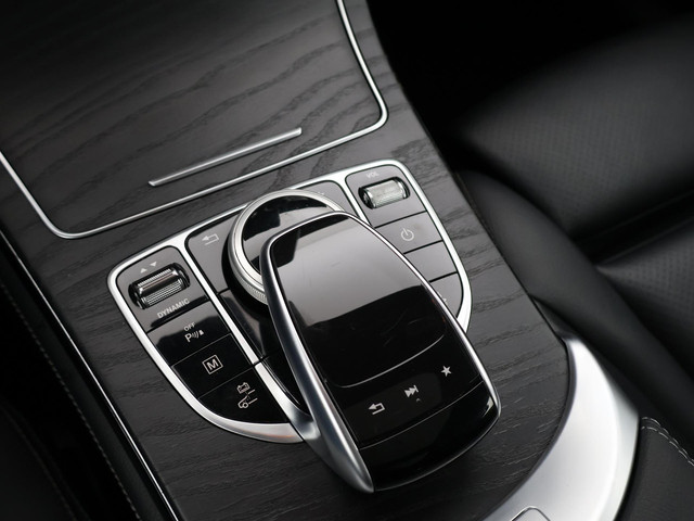 Mercedes-Benz GLC 350e PLUG-IN HYBRID 320 PK 4MATIC AMG SPORT + WEGKL. TREKHAAK   PANORAMA   LEDER   CAMERA