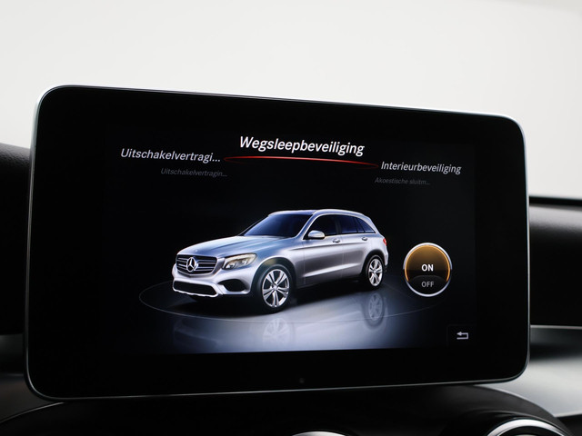 Mercedes-Benz GLC 350e PLUG-IN HYBRID 320 PK 4MATIC AMG SPORT + WEGKL. TREKHAAK   PANORAMA   LEDER   CAMERA