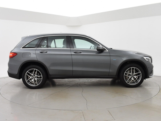Mercedes-Benz GLC 350e PLUG-IN HYBRID 320 PK 4MATIC AMG SPORT + WEGKL. TREKHAAK   PANORAMA   LEDER   CAMERA