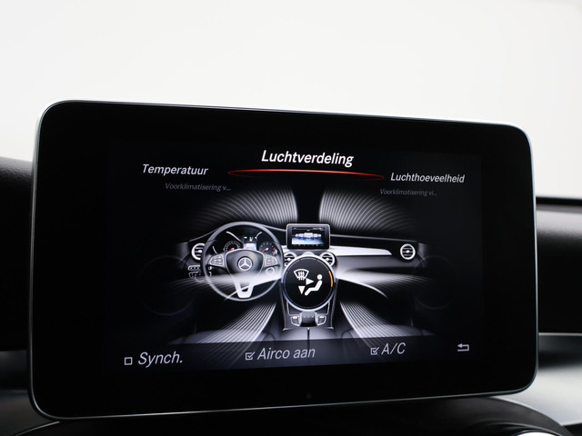 Mercedes-Benz GLC 350e PLUG-IN HYBRID 320 PK 4MATIC AMG SPORT + WEGKL. TREKHAAK   PANORAMA   LEDER   CAMERA