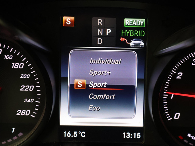 Mercedes-Benz GLC 350e PLUG-IN HYBRID 320 PK 4MATIC AMG SPORT + WEGKL. TREKHAAK   PANORAMA   LEDER   CAMERA